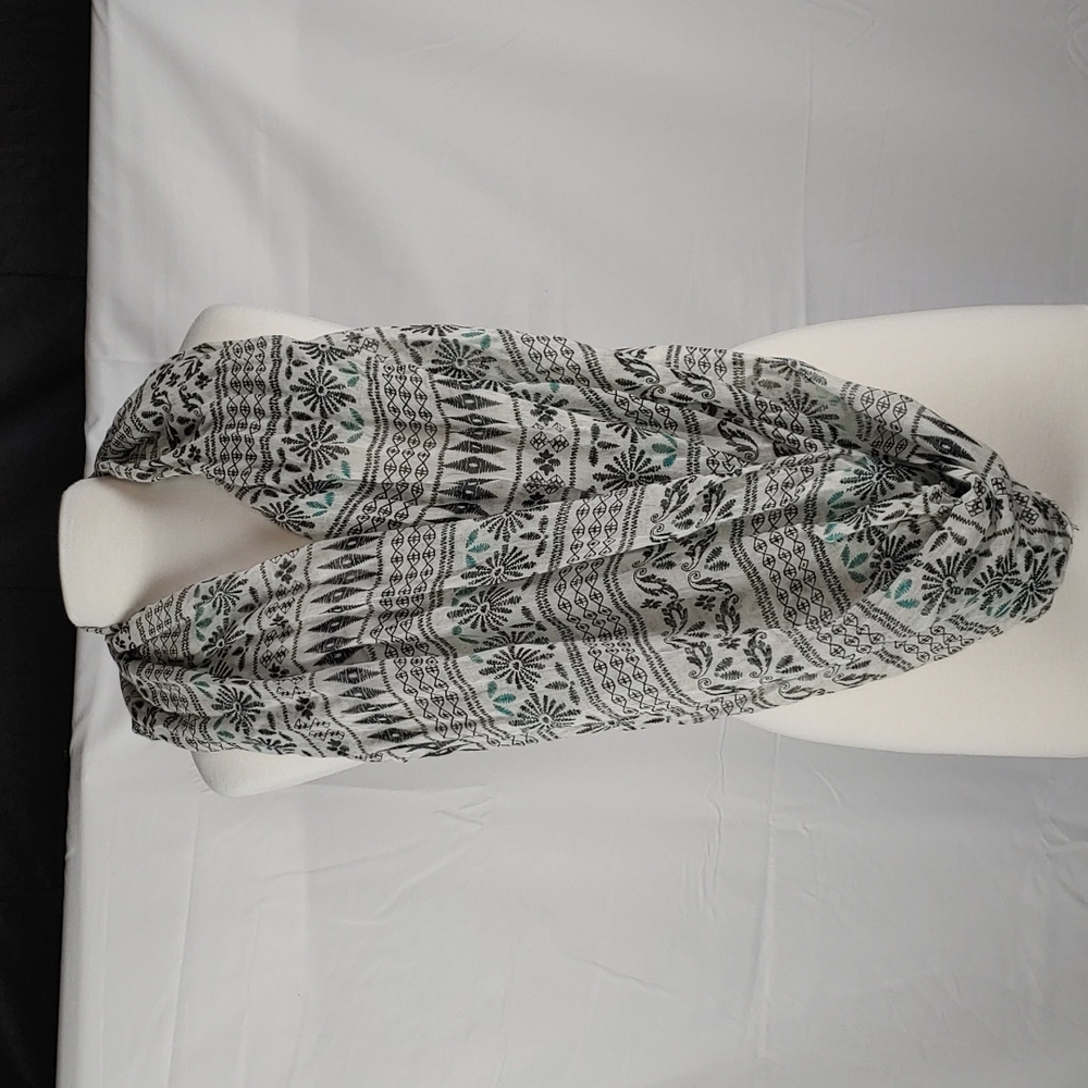 LOFT Boho Infinity Scarf Neutral Tribal Print Lightweight Festival Wrap Artsy